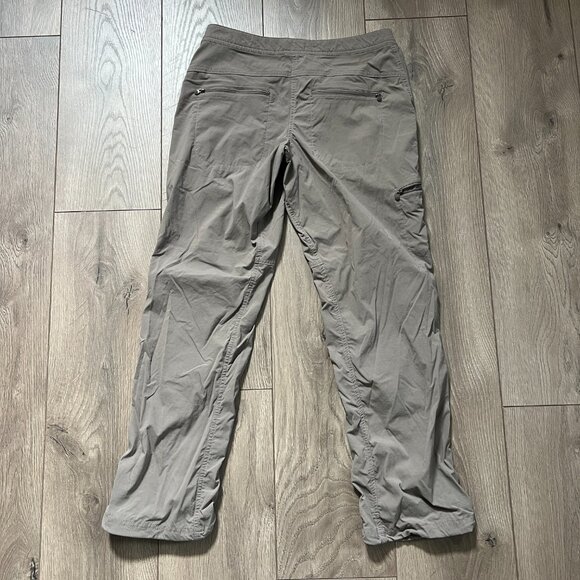 LL Bean Water-Repellent Comfort Trail Pants Mid Rise Straight Leg Size 4 Petite - Picture 4 of 4